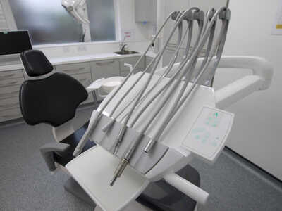 Ancar Sd-150 Whip Arm Dental Chair Package - Series 1
